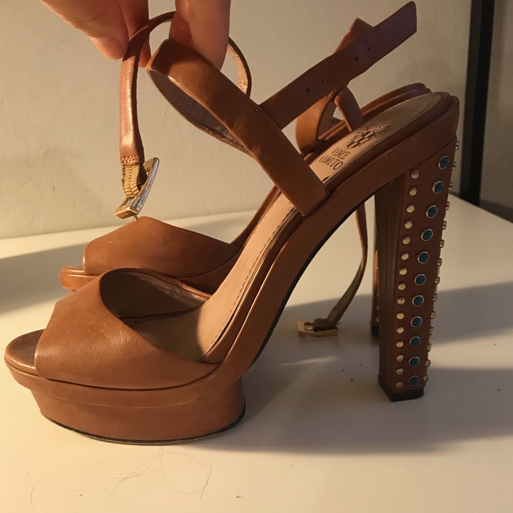 Vince Camuto Embellished Heel | Size 9.5